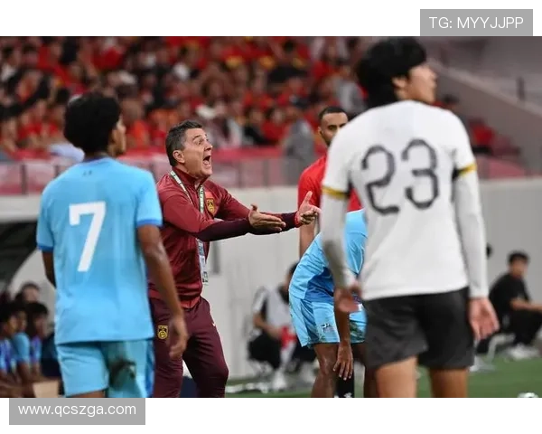 中国足球队迎战亚洲劲旅备战世界杯预选赛 力争突破历史新高