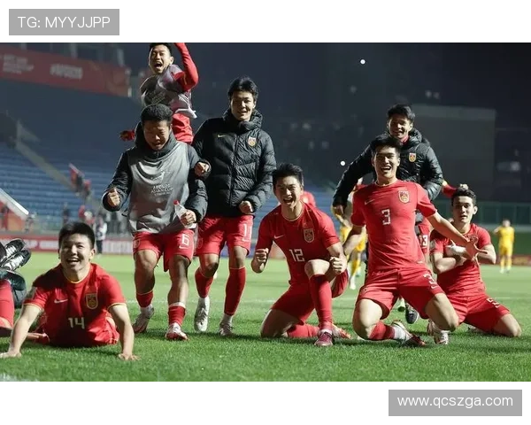 国足再度鏖战亚洲杯赛场全队奋力拼搏展现新时代中国足球精神
