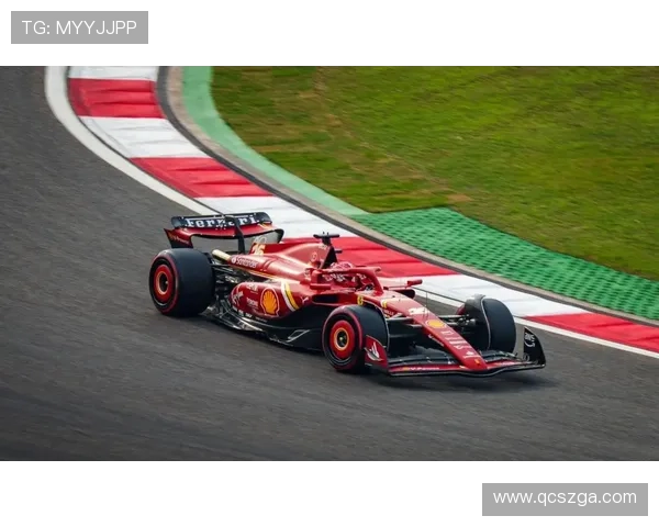 F1赛事最新动态：赛季争夺激烈车队战略调整驱动未来发展