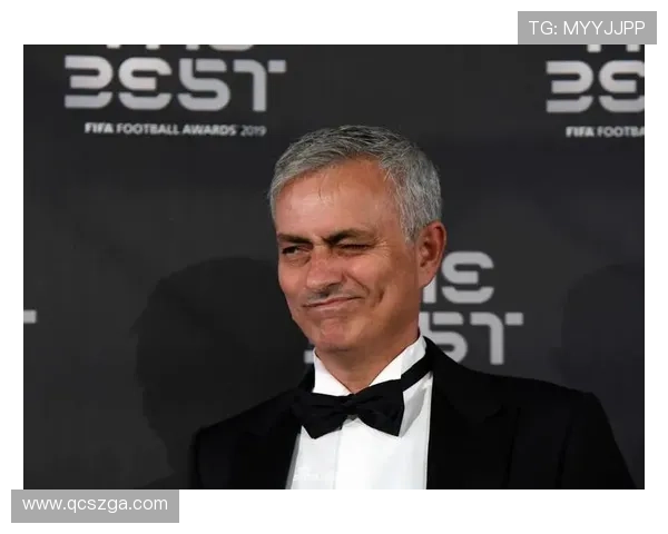 热刺官宣穆里尼奥正式上任