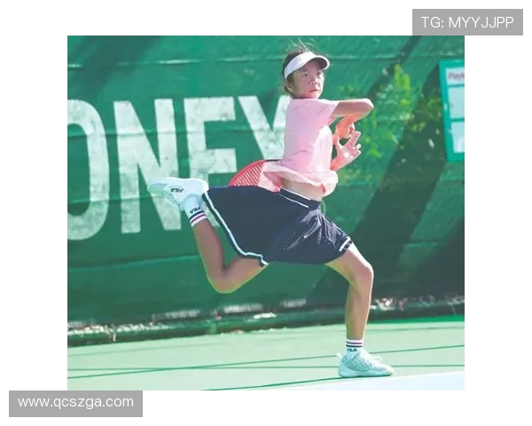 网球界迎来新星 崭露头角的年轻选手力压群雄创造历史