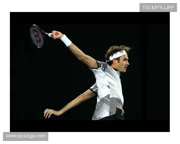 费德勒宣布退役后首度公开亮相 网球界感慨万千